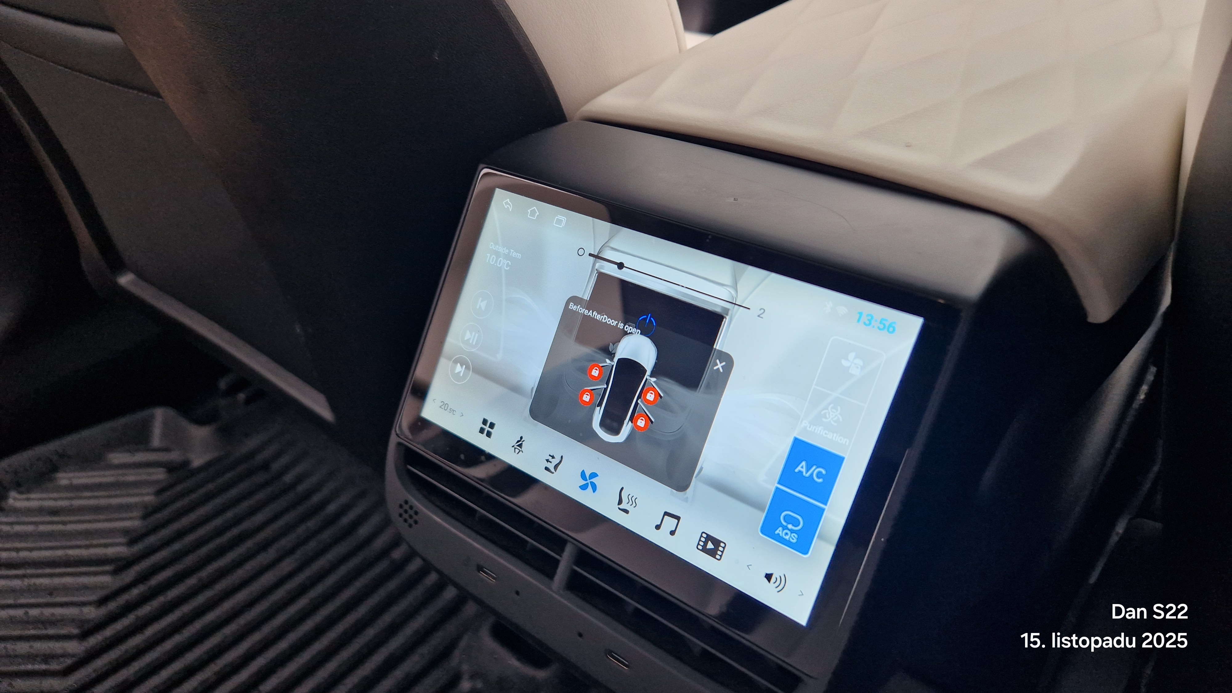 Tesla Model 3 thumbnail 13